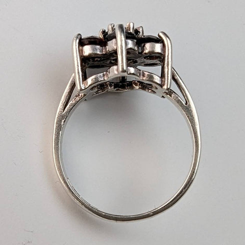 British Vintage Jewelry Garnet Sterling Silver Ring